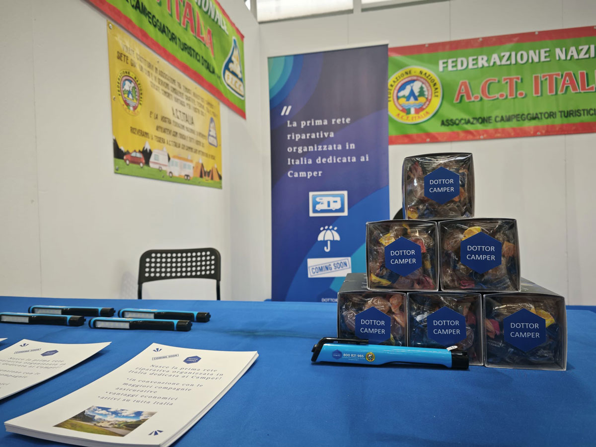 stand dottor camper alla fiera Liberamente di Bologna